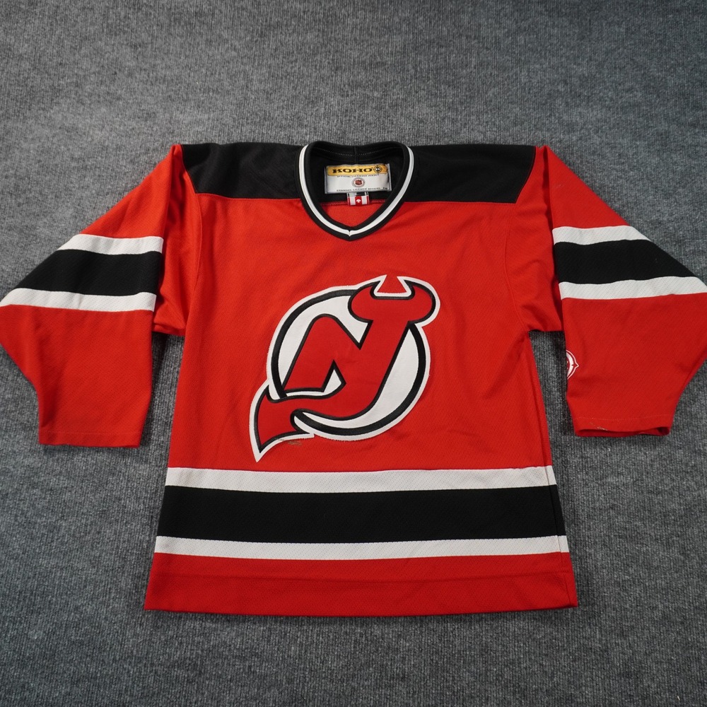 Koho New Jersey Devils Jersey Mens Small Red Black NHL Hockey V-Neck Vintage